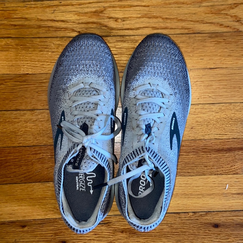 Women’s brooks levitate running shoes